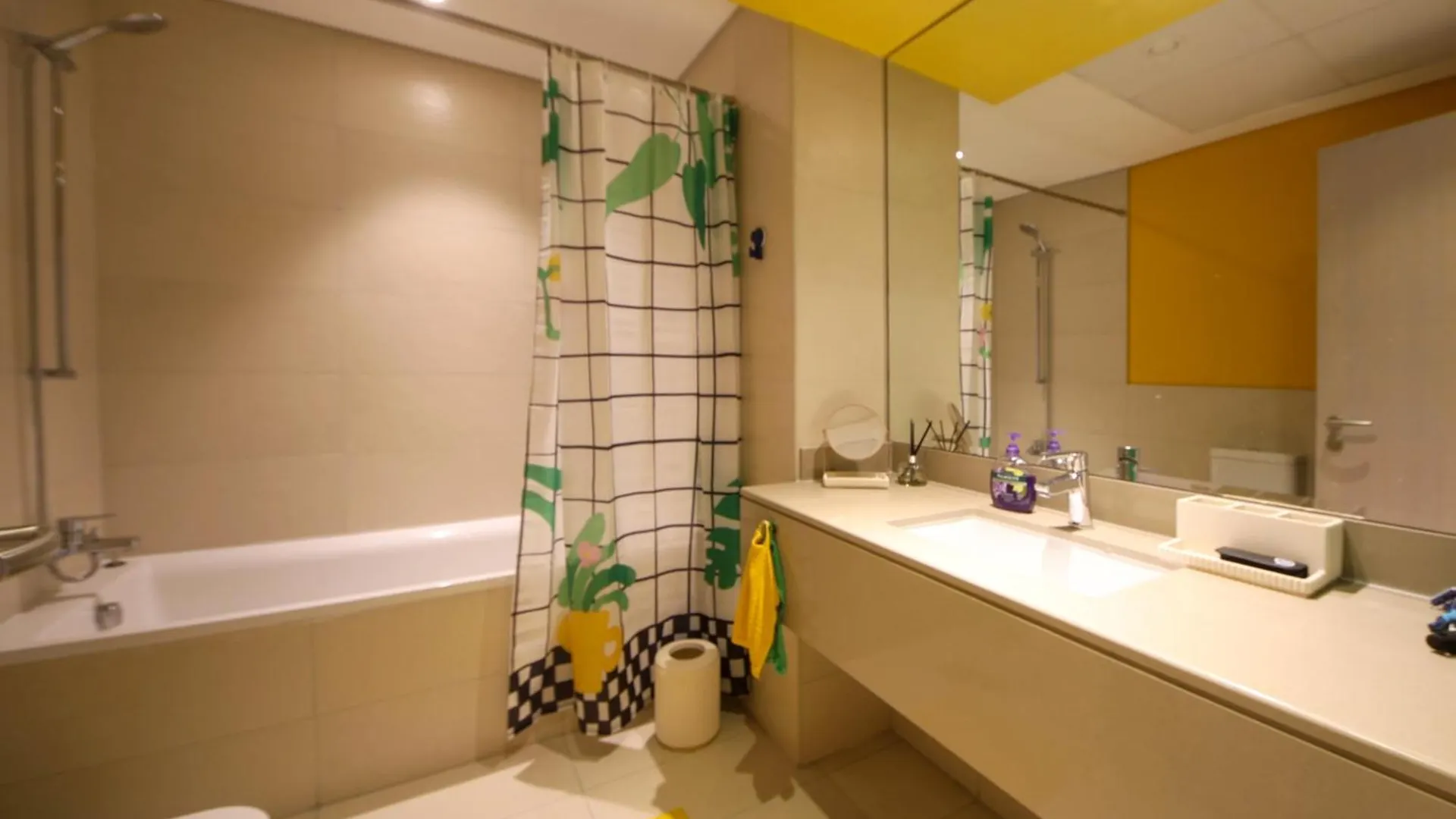 Luxury Waterfront 2Br Close To Yas Attractions Abu Dzabi 0*,  Egyesült Arab Emírségek